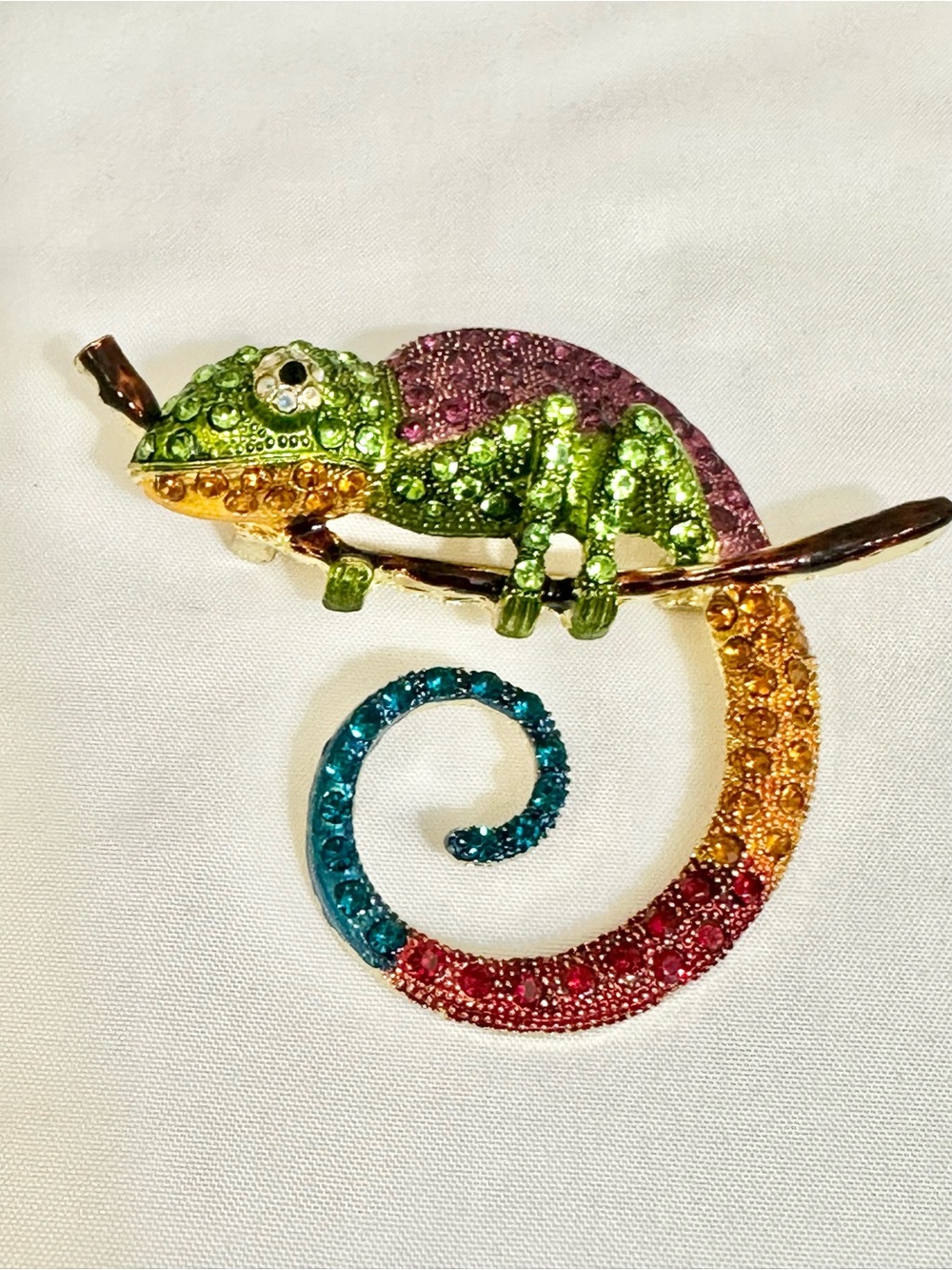 Multicolored Crystal Chameleon Brooch